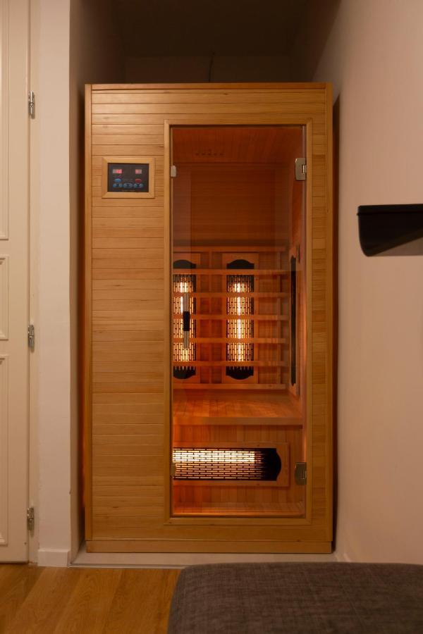 בודפשט Luxurious Minimalist Residence With Sauna By Prestige Homes מראה חיצוני תמונה